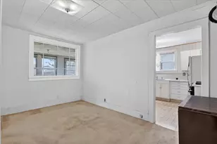 124 Washington St, Sparta, MI 49345 - Photo 9