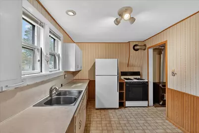 124 Washington Street, Sparta, MI 49345 - Photo 15