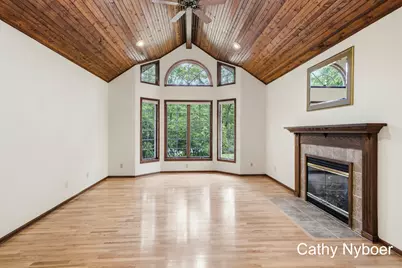 13462 Lakeshore Avenue, Grand Haven, MI 49417 - Photo 3