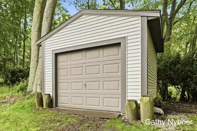 13462 Lakeshore Avenue, Grand Haven, MI 49417 - Photo 41