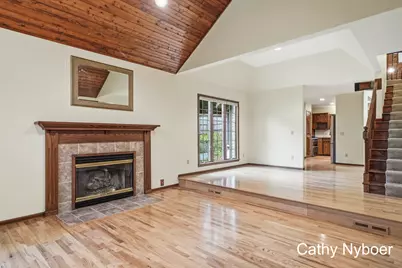 13462 Lakeshore Avenue, Grand Haven, MI 49417 - Photo 5