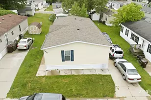 3668 Sun Valley St NW, Grand Rapids, MI 49544 - Photo 25