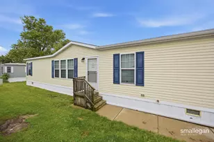 3668 Sun Valley St NW, Grand Rapids, MI 49544 - Photo 1