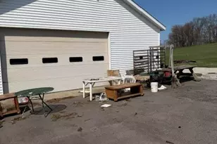 3724 Hennessey Rd, Watervliet, MI 49098 - Photo 3