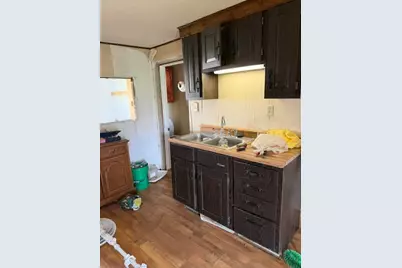 3724 Hennessey Road, Watervliet, MI 49098 - Photo 9