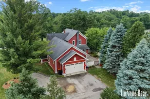273 W Division St NE, Rockford, MI 49341 - Photo 63