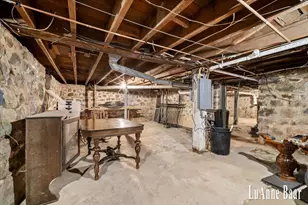 273 W Division St NE, Rockford, MI 49341 - Photo 49