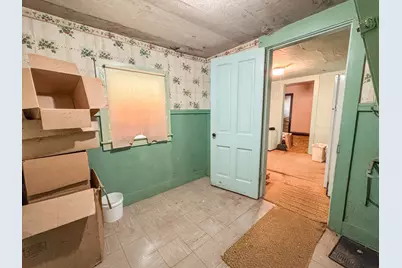 504 W Centre Avenue, Portage, MI 49024 - Photo 7
