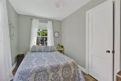 514 Edgell Street, South Haven, MI 49090 - Photo 15