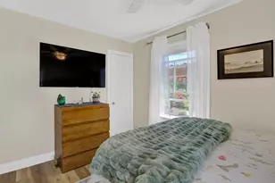 514 Edgell St, South Haven, MI 49090 - Photo 13