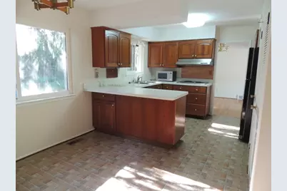 2098 Yorktown Drive, Ann Arbor, MI 48105 - Photo 7