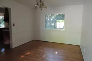 2098 Yorktown Dr, Ann Arbor, MI 48105 - Photo 5