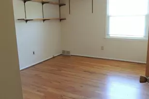 2098 Yorktown Dr, Ann Arbor, MI 48105 - Photo 13