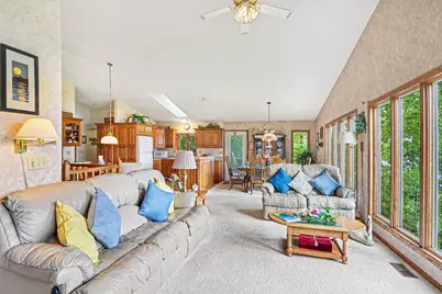47135 Lakeview Drive, Lawrence, MI 49064 - Photo 9