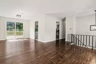 270 Viking Dr, Battle Creek, MI 49017 - Photo 3