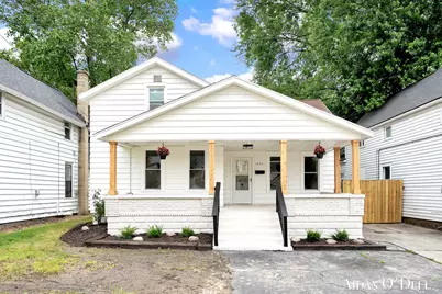 1050 Broadway Avenue NW, Grand Rapids, MI 49504 - Photo 1