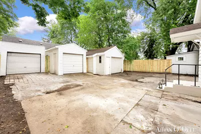 1050 Broadway Avenue NW, Grand Rapids, MI 49504 - Photo 29