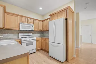 4353 Idlewood Dr SW, Wyoming, MI 49519 - Photo 9