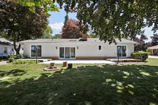 303 E Huron River Dr, Belleville, MI 48111 - Photo 13