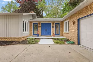 303 E Huron River Dr, Belleville, MI 48111 - Photo 17