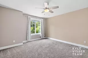 69 Lakeside Dr SE, Grand Rapids, MI 49506 - Photo 37