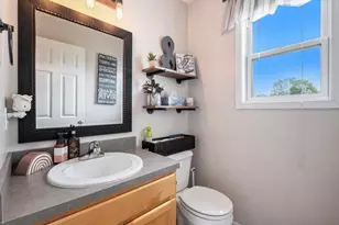 730 Splitrail Ave NW, Grand Rapids, MI 49504 - Photo 7