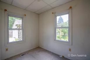 3710 Oriole Ave SW, Wyoming, MI 49509 - Photo 15