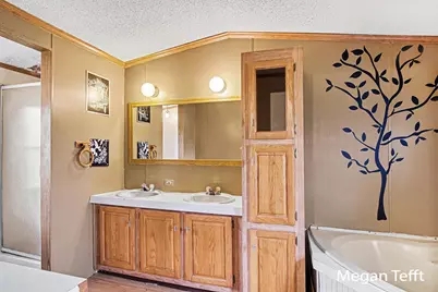 14333 S Juniper Avenue, Kent City, MI 49330 - Photo 9