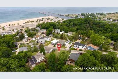 134 Prospect Street, Grand Haven, MI 49417 - Photo 3