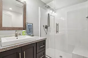 7214 Sundale Dr SE, Grand Rapids, MI 49548 - Photo 13