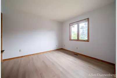 1946 Lakeview Drive, Zeeland, MI 49464 - Photo 31