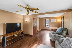 430 W Franklin St, Otsego, MI 49078 - Photo 3