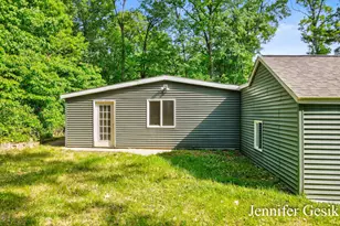8735 Brower Lake Dr NE, Rockford, MI 49341 - Photo 27