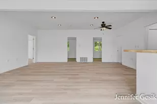 8735 Brower Lake Dr NE, Rockford, MI 49341 - Photo 9