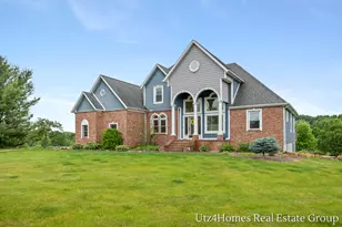 6625 Twin Springs Ct NE, Rockford, MI 49341 - Photo 5
