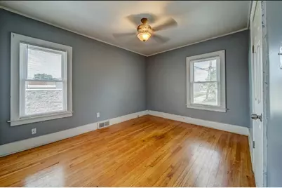 27 E Milton #2, Hazel Park, MI 48030 - Photo 3