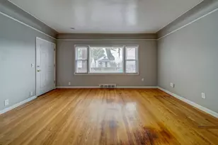 27 E Milton, Hazel Park, MI 48030 - Photo 11