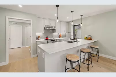 720 Eastern Avenue NE, Grand Rapids, MI 49503 - Photo 5