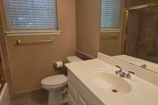 45290 Keding St, Utica, MI 48317 - Photo 9