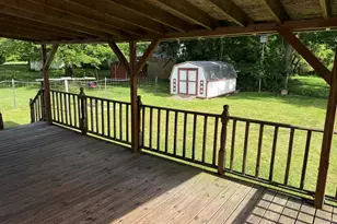 607 E North St, Albion, MI 49224 - Photo 3