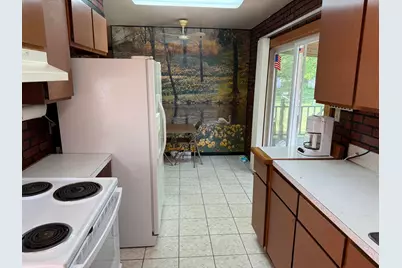 607 E North Street, Albion, MI 49224 - Photo 5