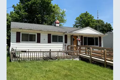 607 E North Street, Albion, MI 49224 - Photo 1