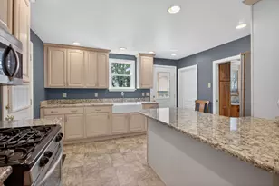 709 Detroit St, Jackson, MI 49201 - Photo 15