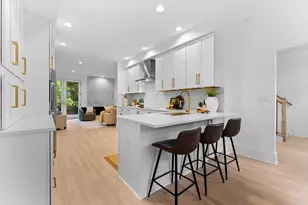 709 N 5th Ave, Ann Arbor, MI 48104 - Photo 9