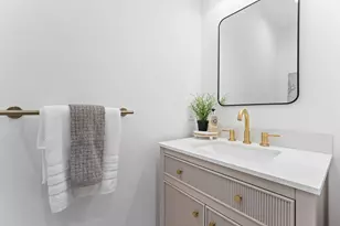 709 N 5th Ave, Ann Arbor, MI 48104 - Photo 17