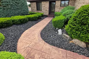 34565 Ann Arbor Trail, Livonia, MI 48150 - Photo 3