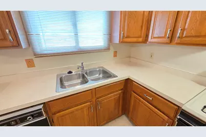 34565 Ann Arbor Trail, Livonia, MI 48150 - Photo 19