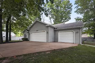 3427 Easy St, Saint Joseph, MI 49085 - Photo 3