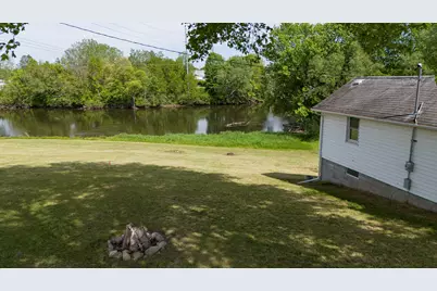 810 S Constantine Street, Three Rivers, MI 49093 - Photo 3