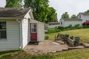 810 S Constantine St, Three Rivers, MI 49093 - Photo 7